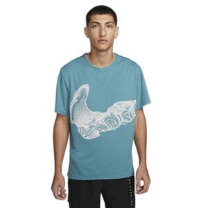 Nike Men's Dri-Fit Sportswear UV UPF40+ Run Miler GX Gym Performance Green Shirt